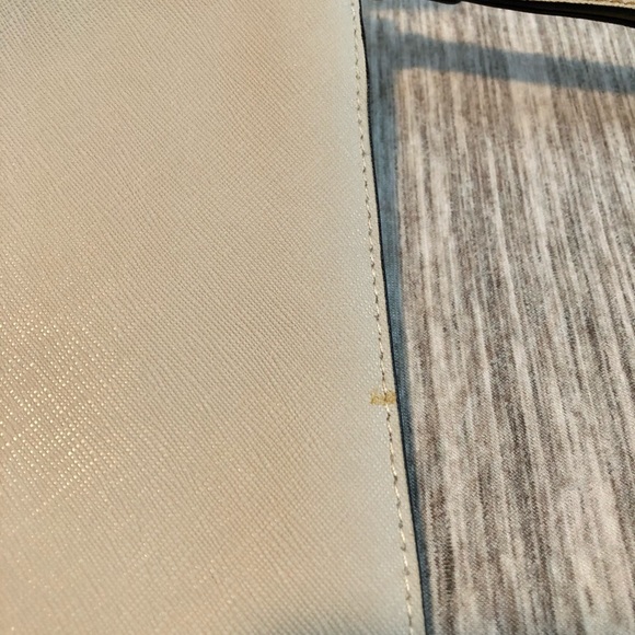 MICHAEL KORS Cream Studded Clutch Wristlet - Picture 6 of 8